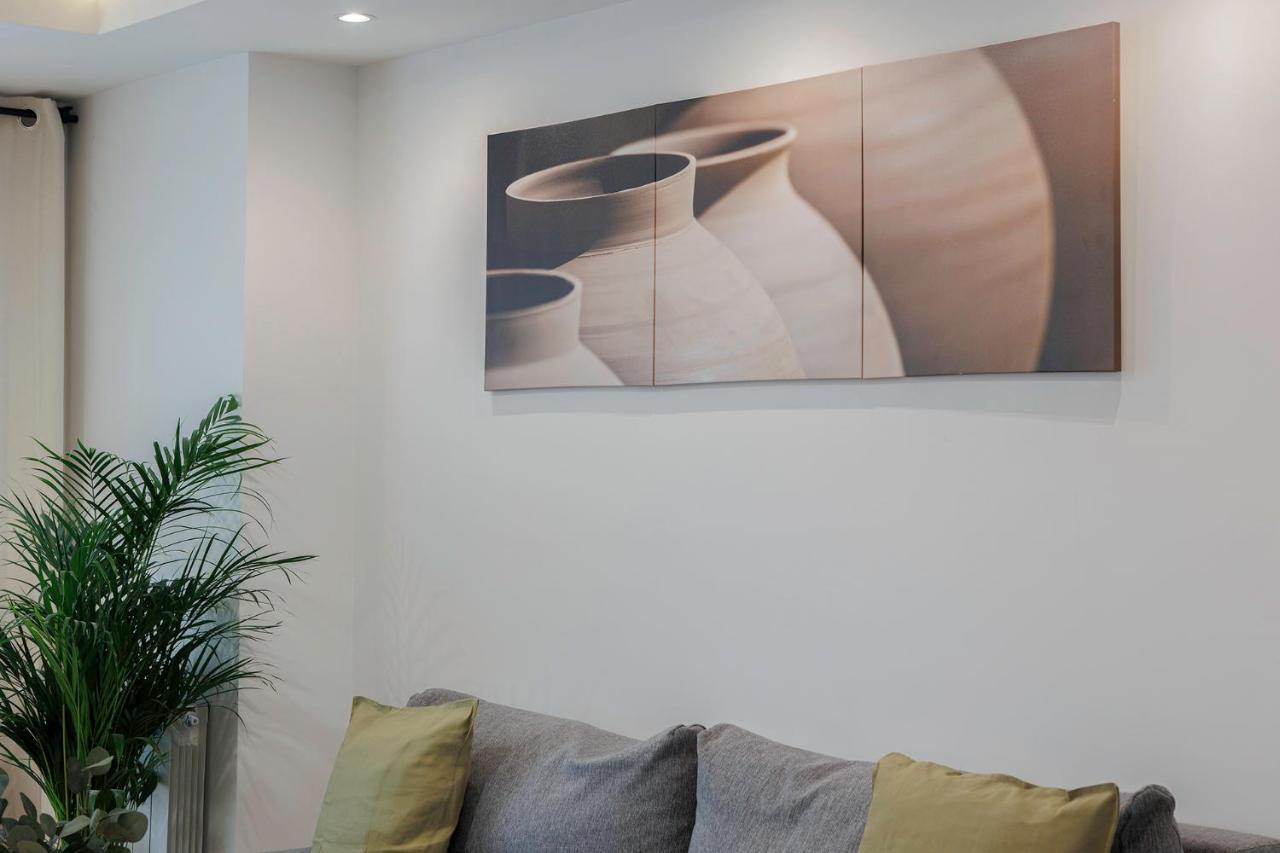 Genesis Apartment In Madrid Exterior photo